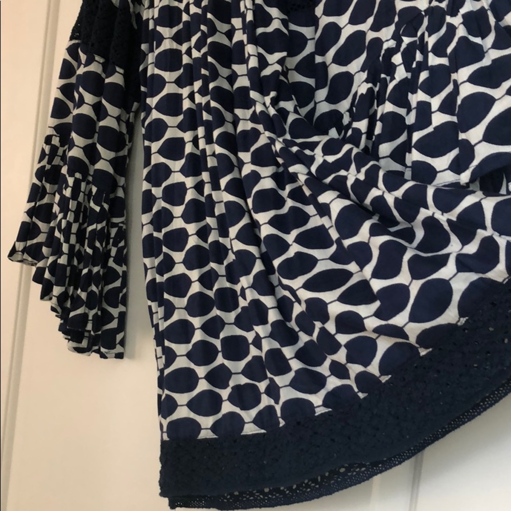 Flounce Navy/Wht Top - Picture 3 of 5